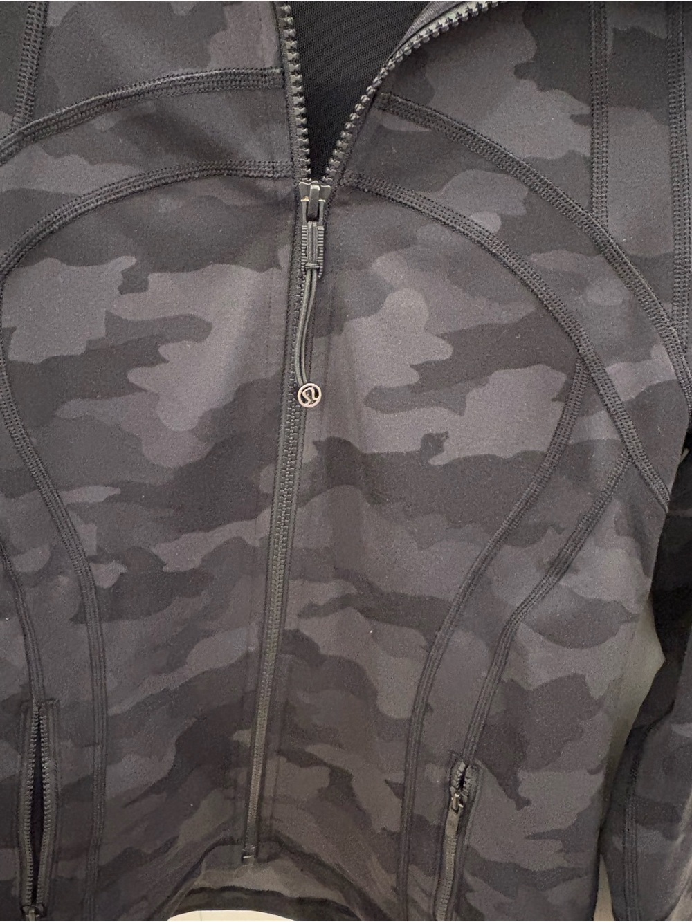 Lululemon Define Jacket *Read* - Picture 6 of 11